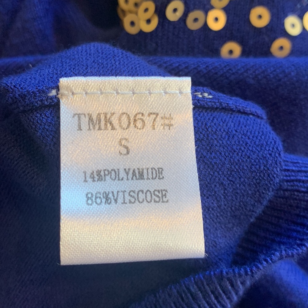 Sweater - Picture 3 of 3